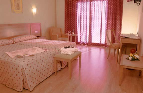 Hotel La Imora Jaén Стая снимка